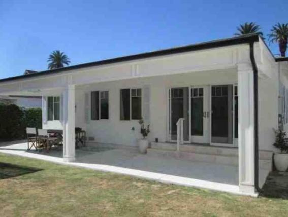 Guest House * Los Angeles